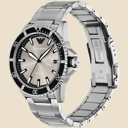 EMPORIO ARMANI WORLD Explorer AR11683