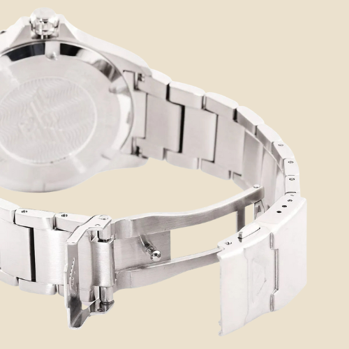 EMPORIO ARMANI WORLD Explorer AR11683