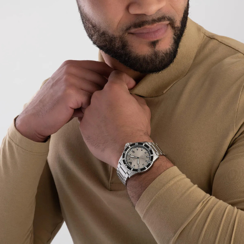 EMPORIO ARMANI WORLD Explorer AR11683